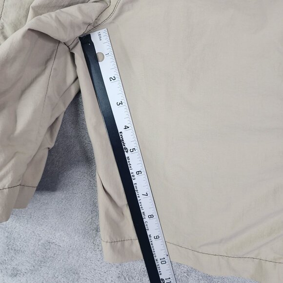 Columbia Men's Tan Cargo Shorts - Picture 11 of 13